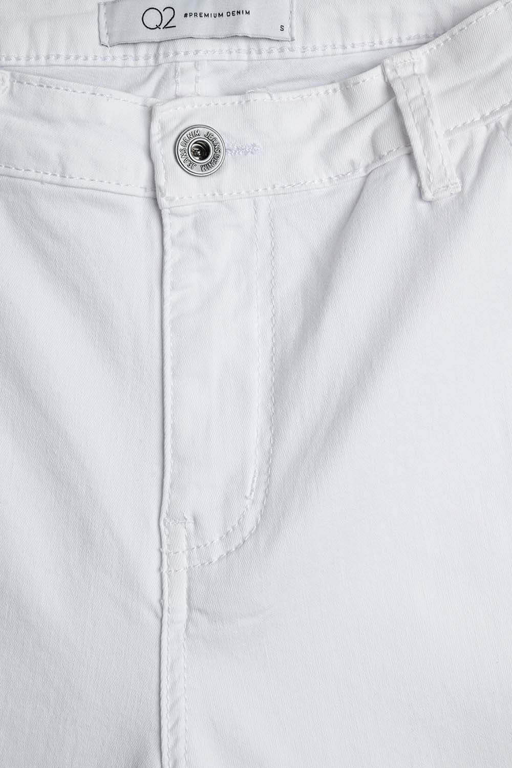 Comfy Stretcy White Flared Pants - trousers