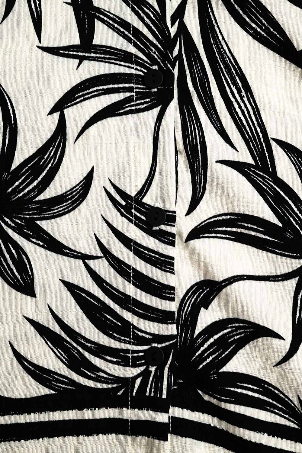 Tropical Motif Relaxed Blouse in Black and White - Shirts