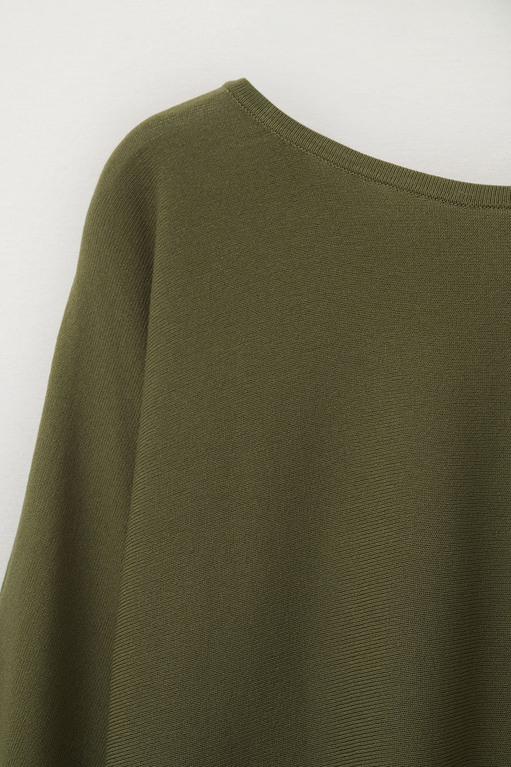 Oversized sweater in khaki with Elbow-Length Sleeves