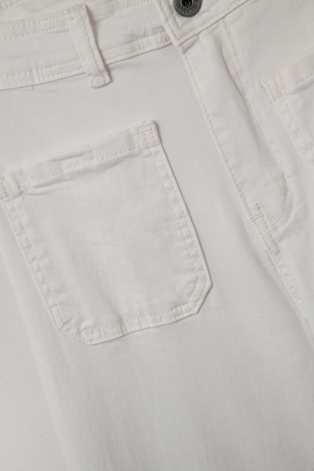White Straight Leg pants With Front Pockets - Coloured Jeans
