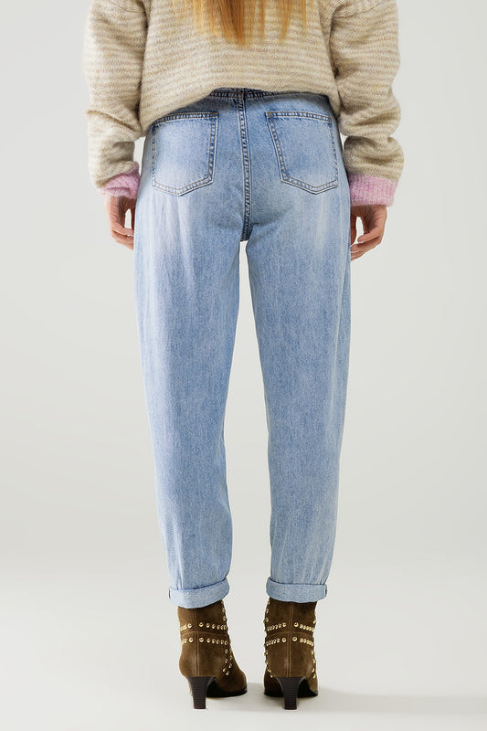 High waist straight leg jeans in light wash - Denim