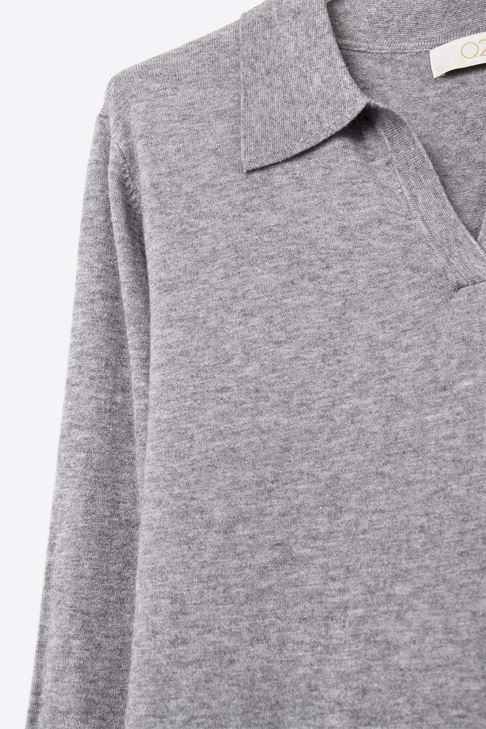 Knitted polo collar with V-neckline no button placket in grey - Polos