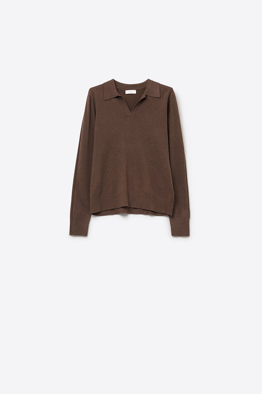 Knitted polo collar with V-neckline no button placket in brown - Polos