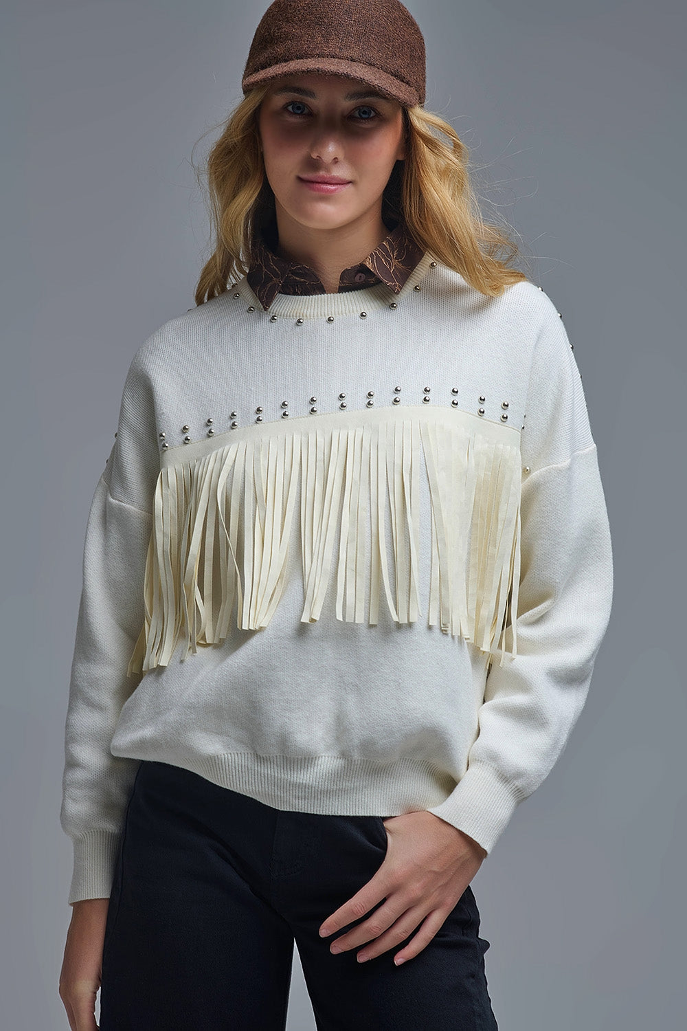 Stylish White Knitted Sweater with Fringe