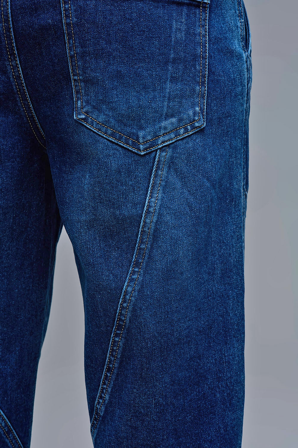Relaxed Fit Denim Jogger jeans with Drawstring Waist - Denim
