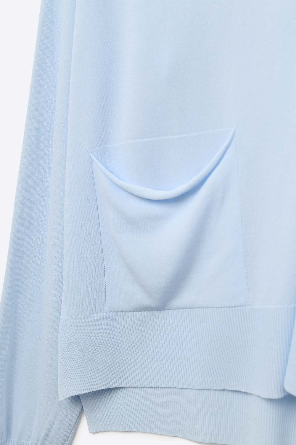 Fine Knit Cardigan with Front Pockets in blue