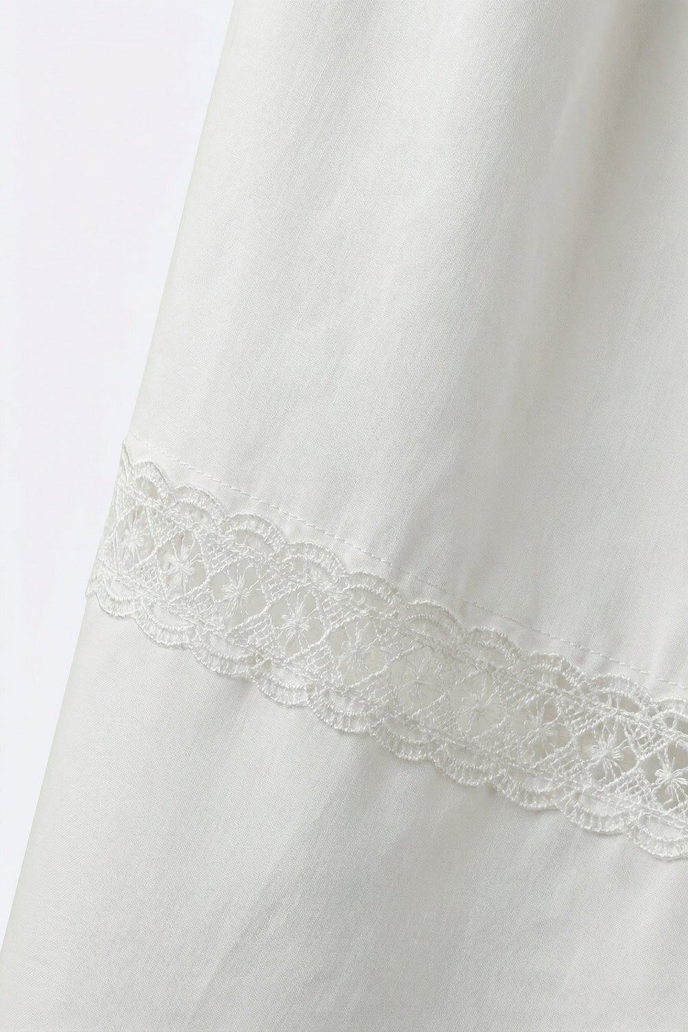 White poplin Maxi Skirt with Lace Detail