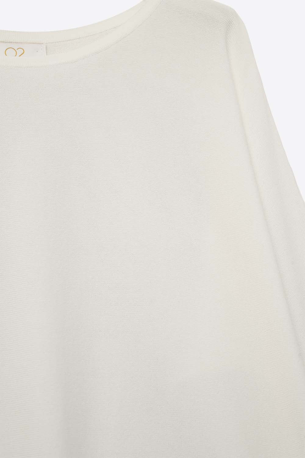 Oversized Sweater in White with Elbow-Length Sleeves