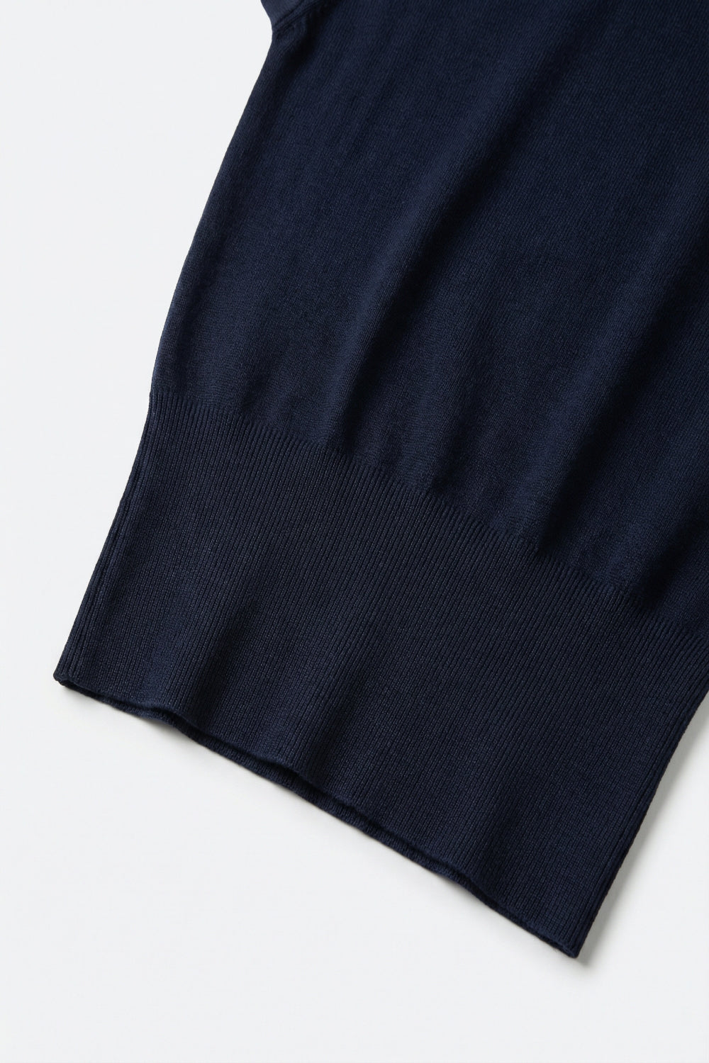 Lightweight Knit sweater with Wide Ribbed Waistband in navy