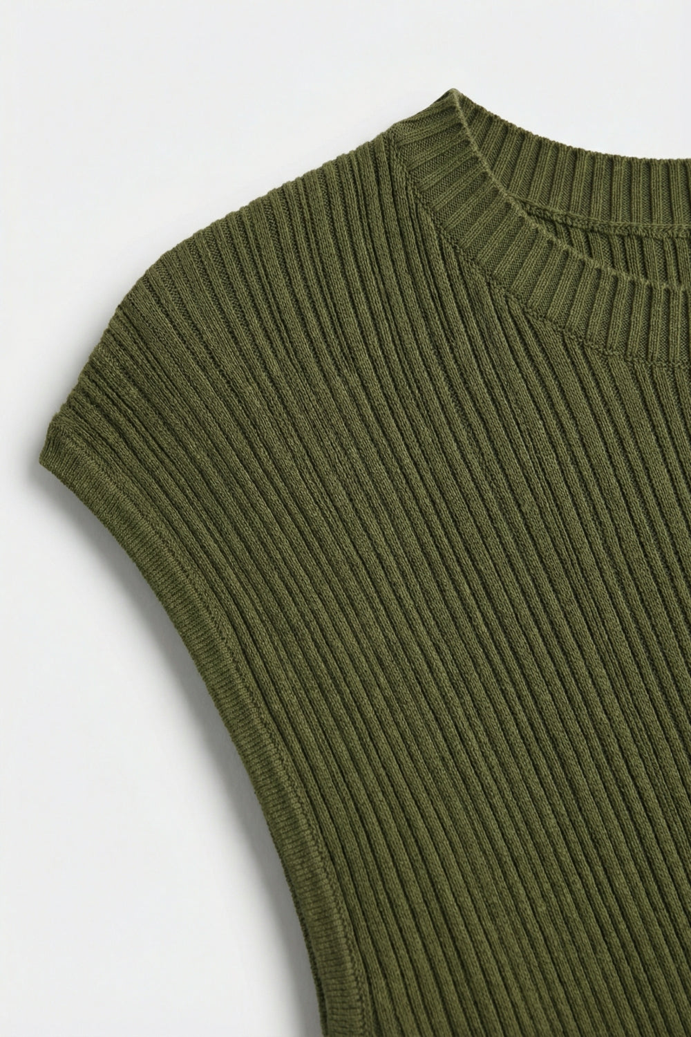fine Ribbed knit Sleeveless Top in olive green