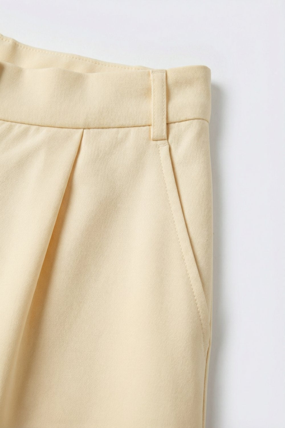 butter yellow Tailored Shorts with Lace Trim Detail - trousers