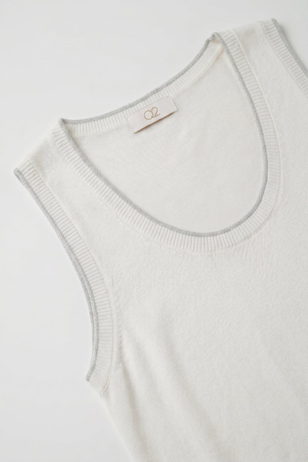 White Fine Knit Ribbed Trim Regular Fit Tank Top