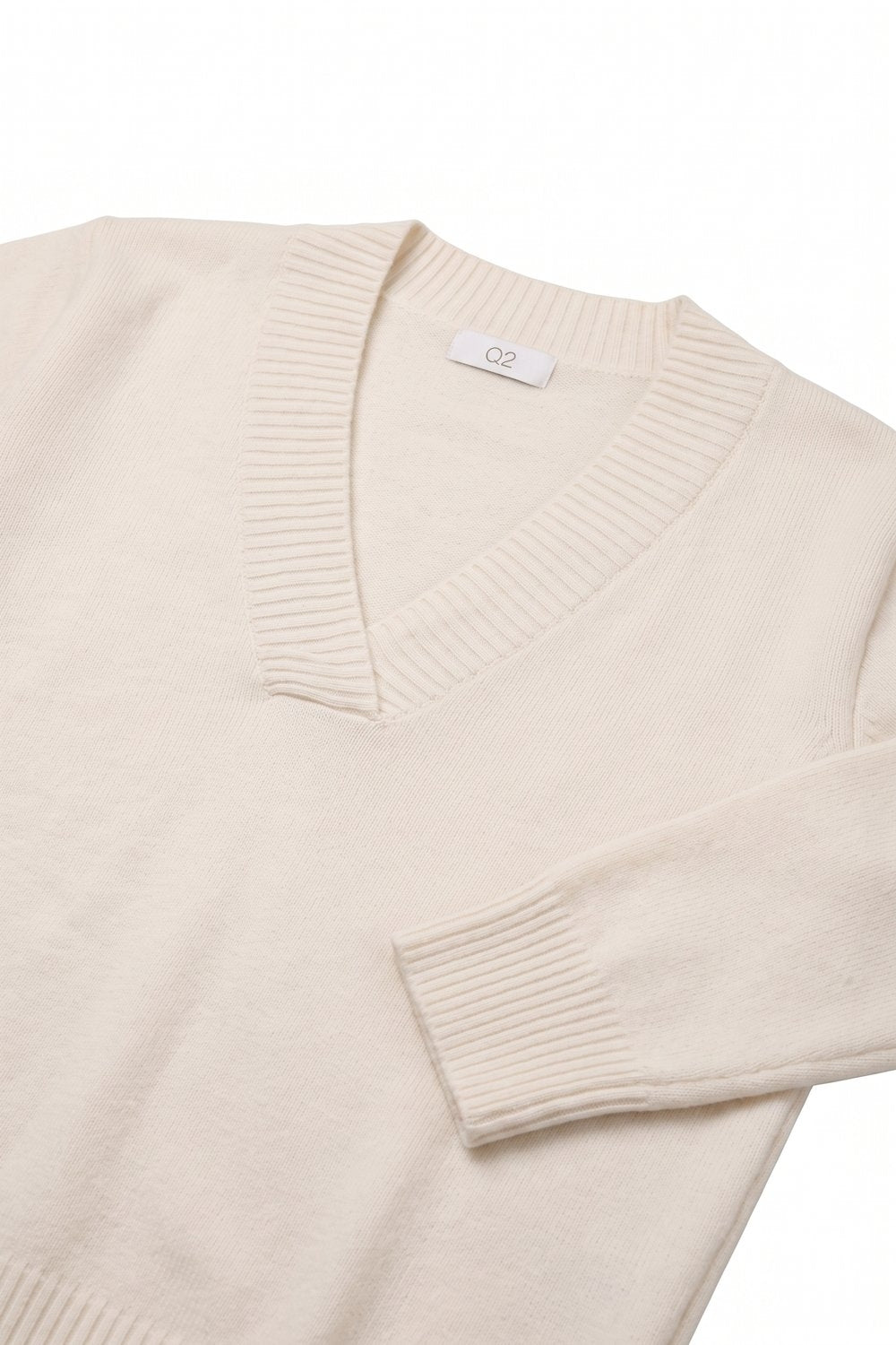 White warm Knit wide V-Neck jumper - Jumpers