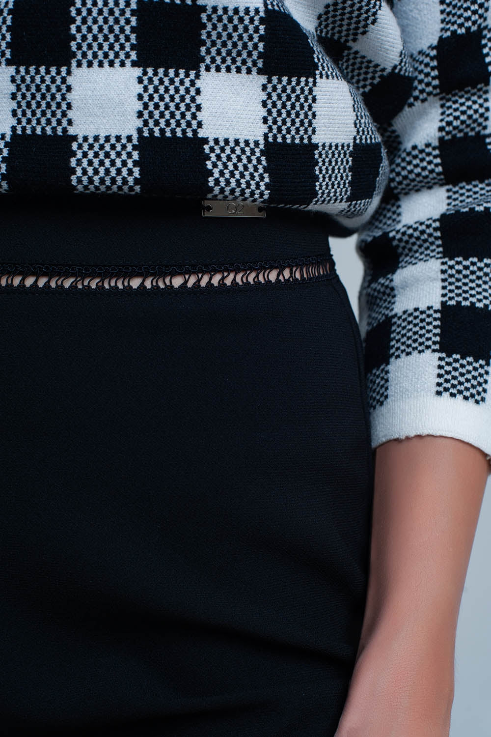 High waist black short with lace detail - trousers