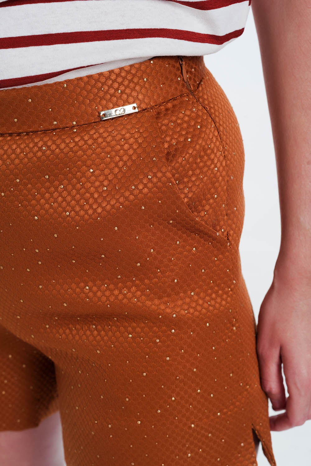Embellished high waist short in orange and gold