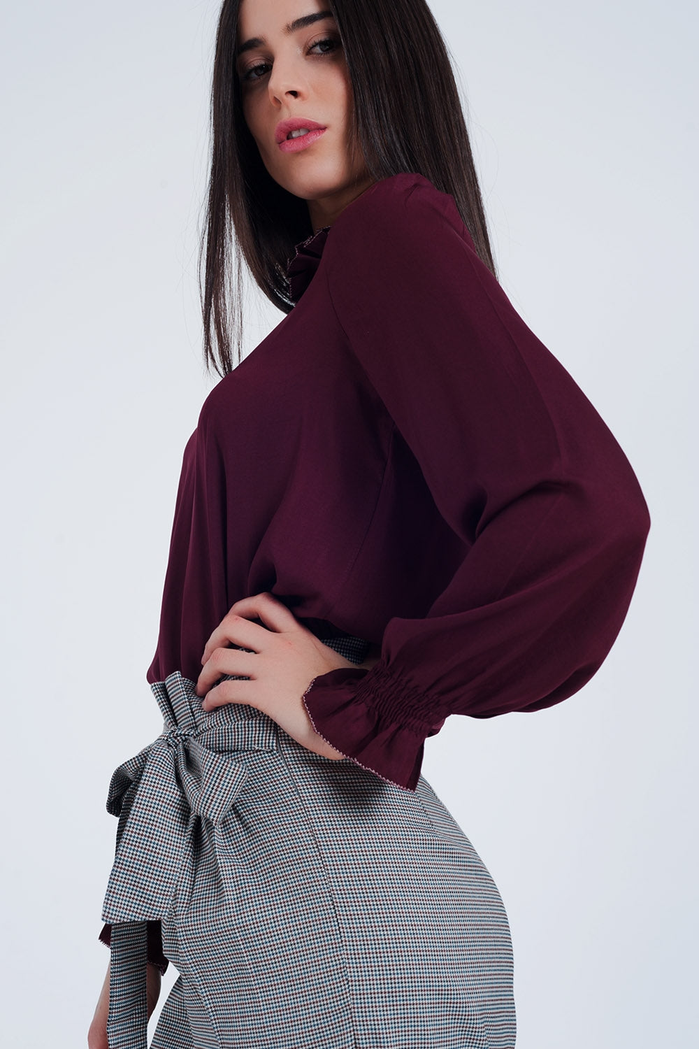 Maroon shirt with neck and sleeve detailed ends
