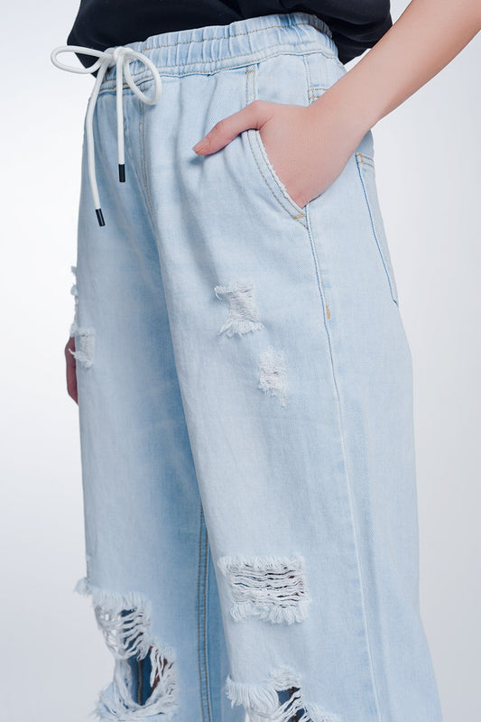 light denim boyfriend jeans - Denim