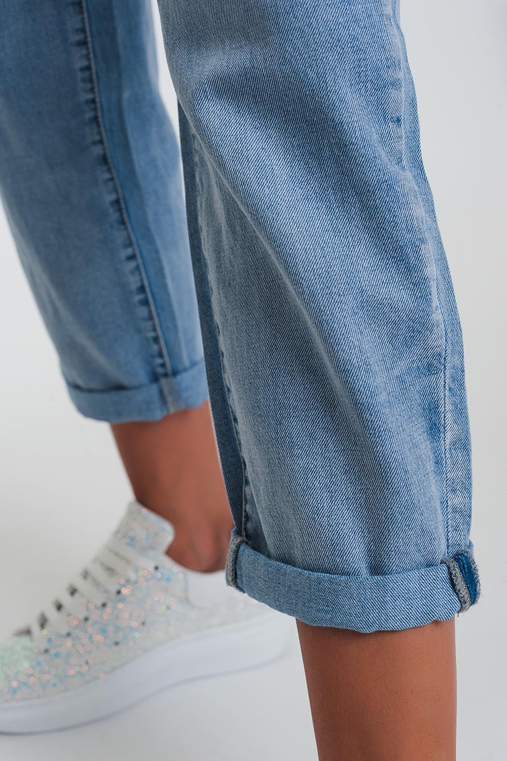 Light denim straight jeans with big waistband detail - Denim