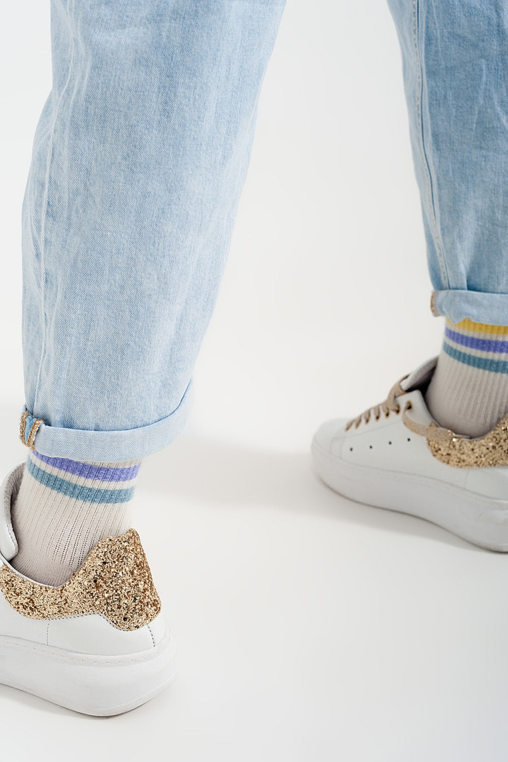 Tapered leg jeans with paper bag waist in light vintage wash - Denim
