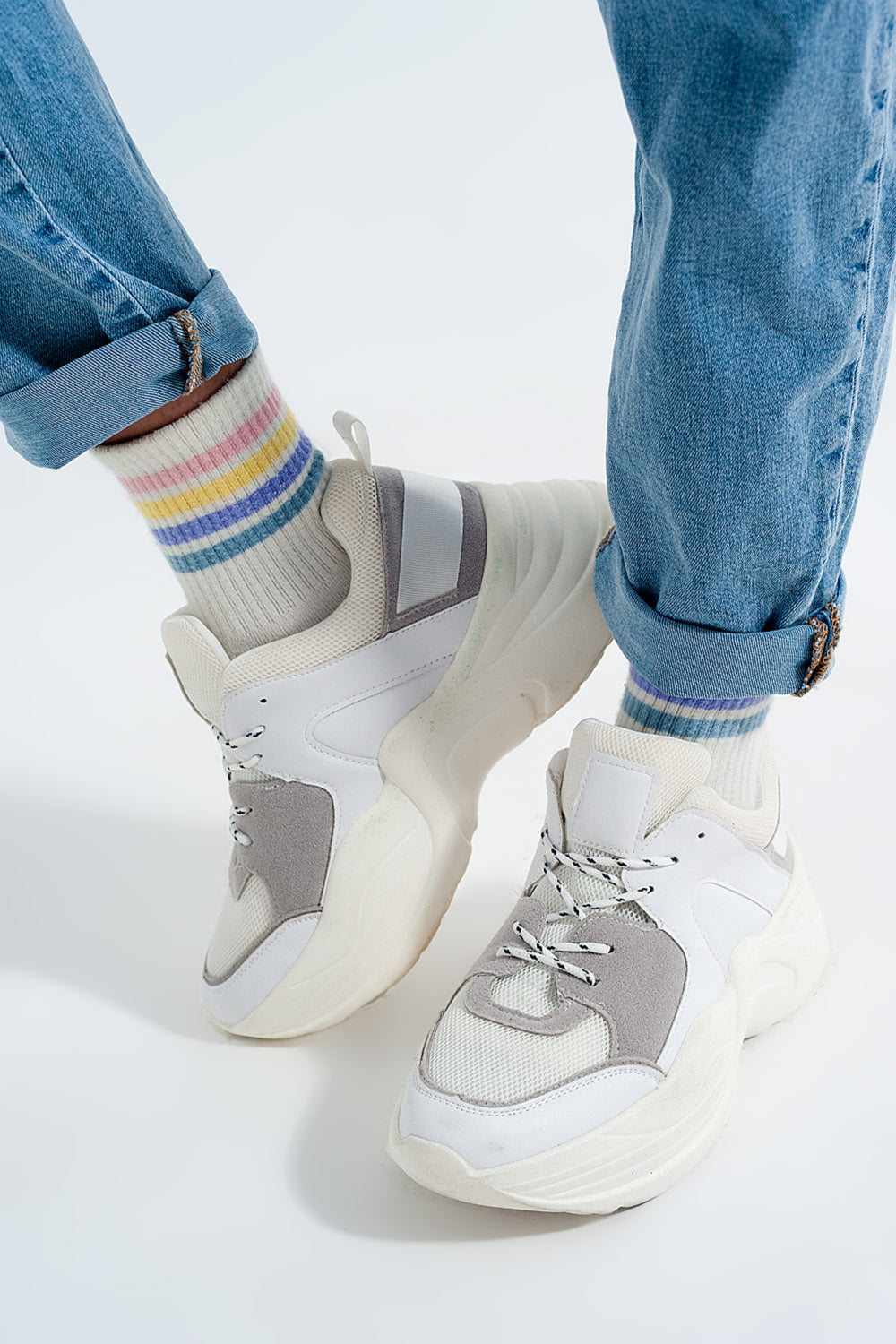 Paperbag waist Mom jeans in mid blue