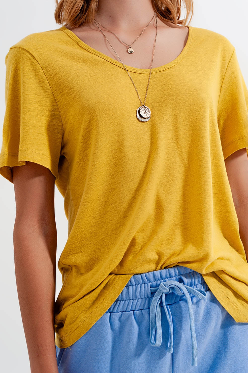 Linen mix scoop front t-shirt in Yellow - top