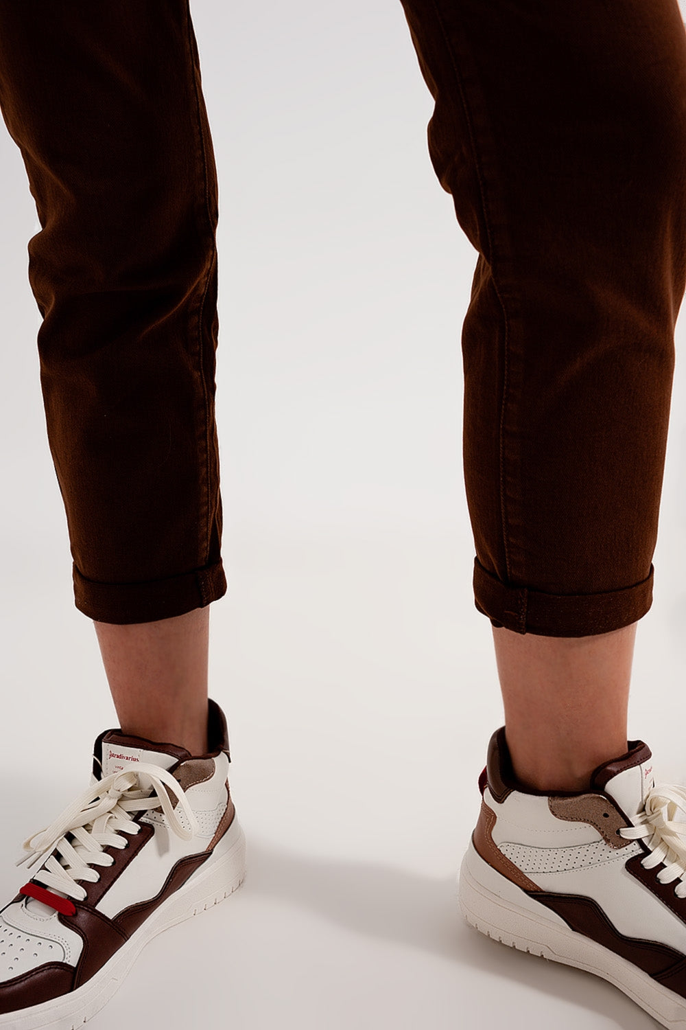 Elasticated paper bag waist mom jean in brown - Coloured Jeans