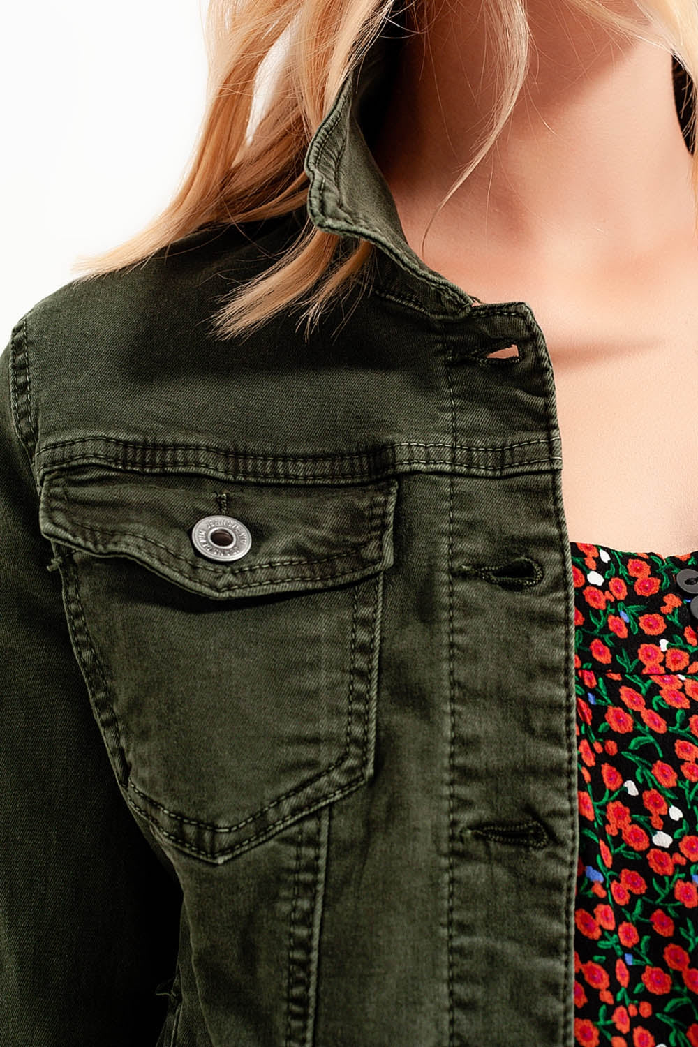 Slim denim trucker jacket in green