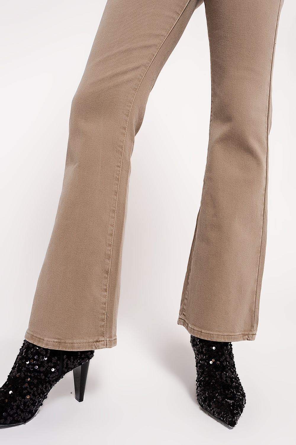 Flared jeans in beige - Coloured Jeans