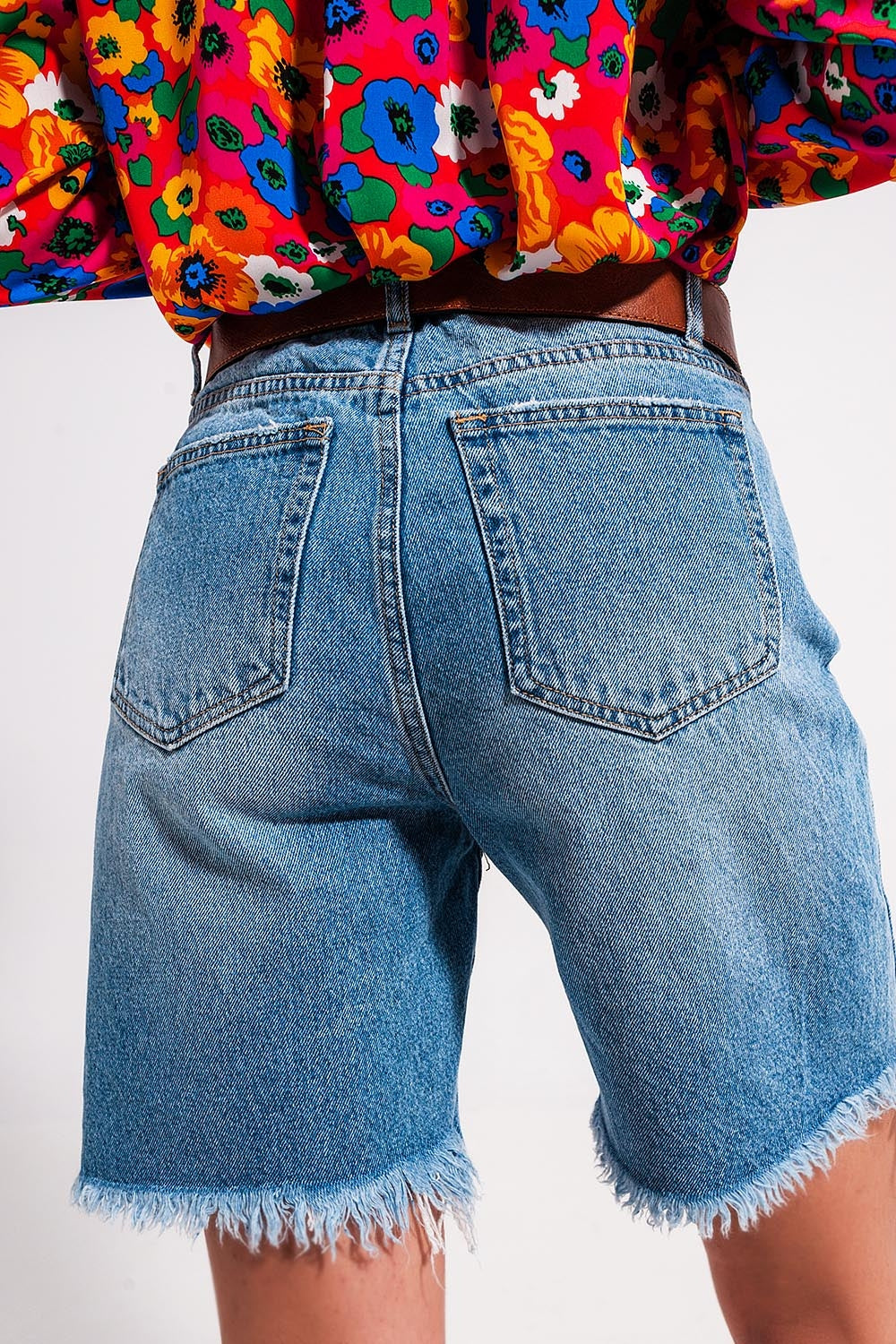 Denim shorts with distressing in light blue - Denim