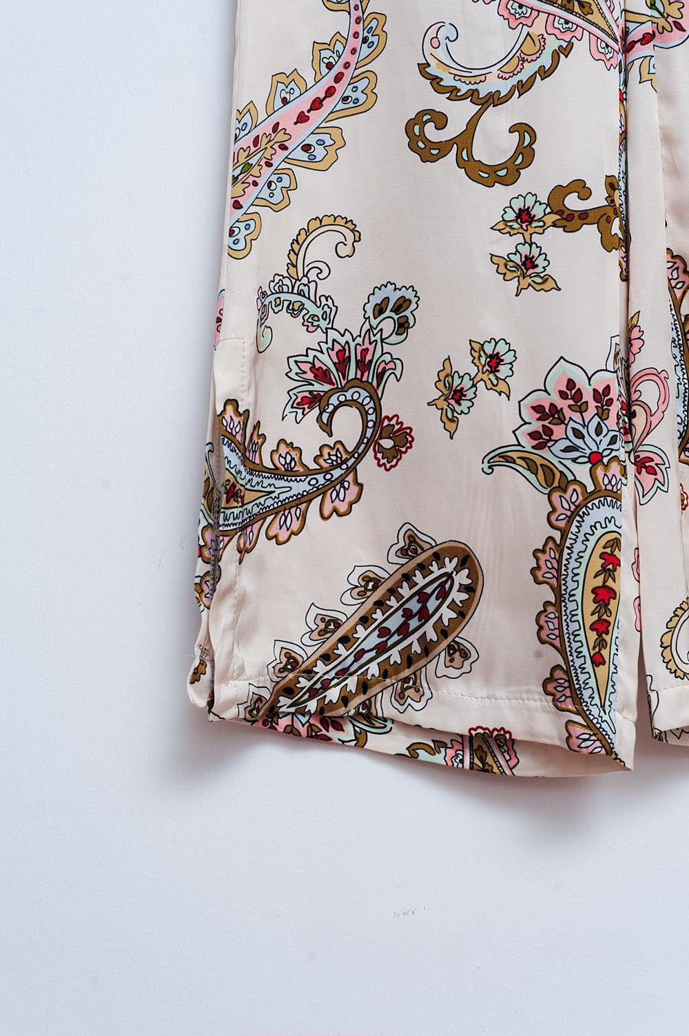 Wide leg pants in paisley floral - trousers