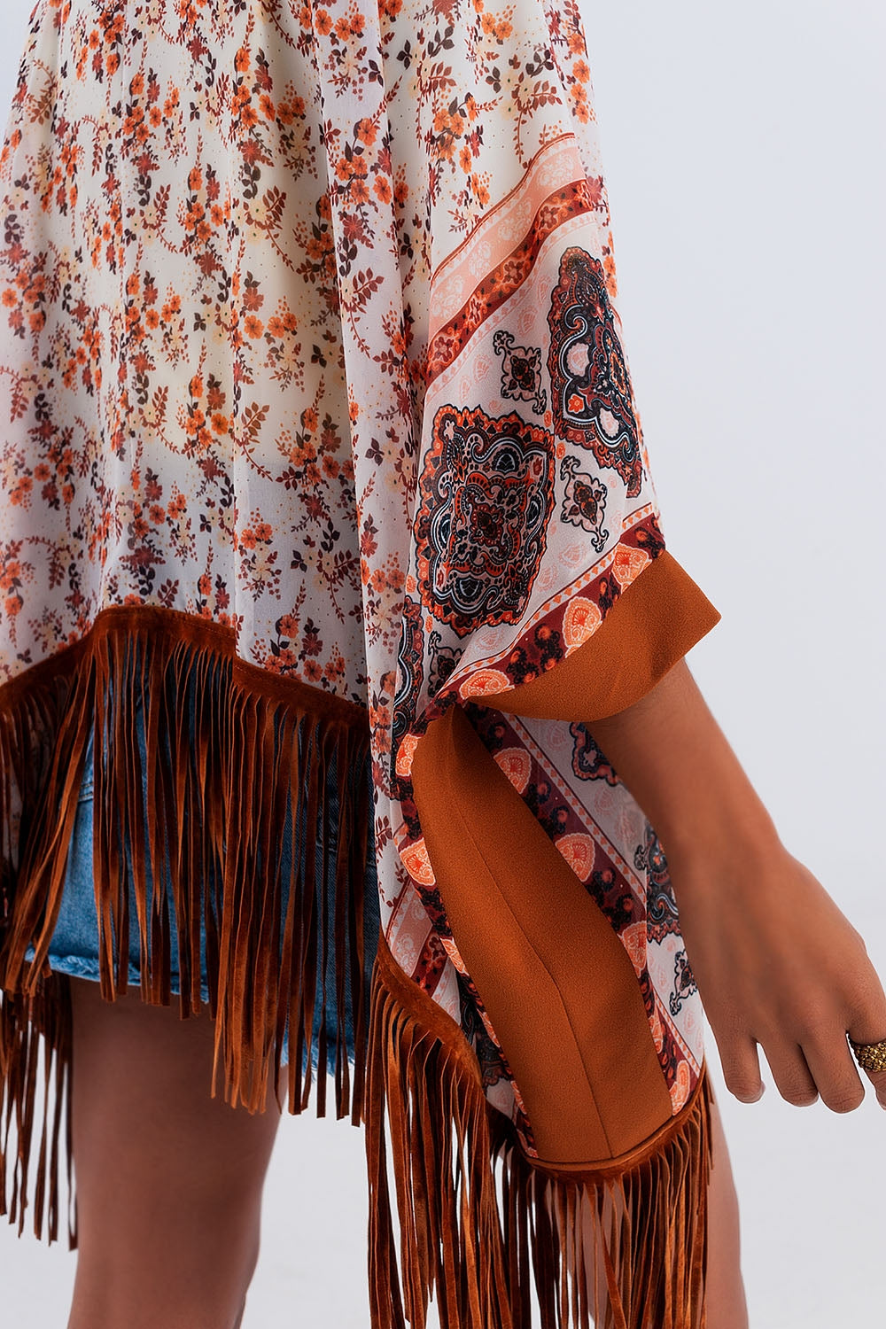 Printed kimono with fringe detail in brown