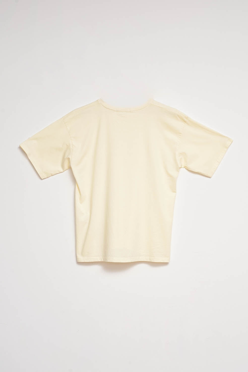 T-Shirt with Brooklyn District Text in yellow - top
