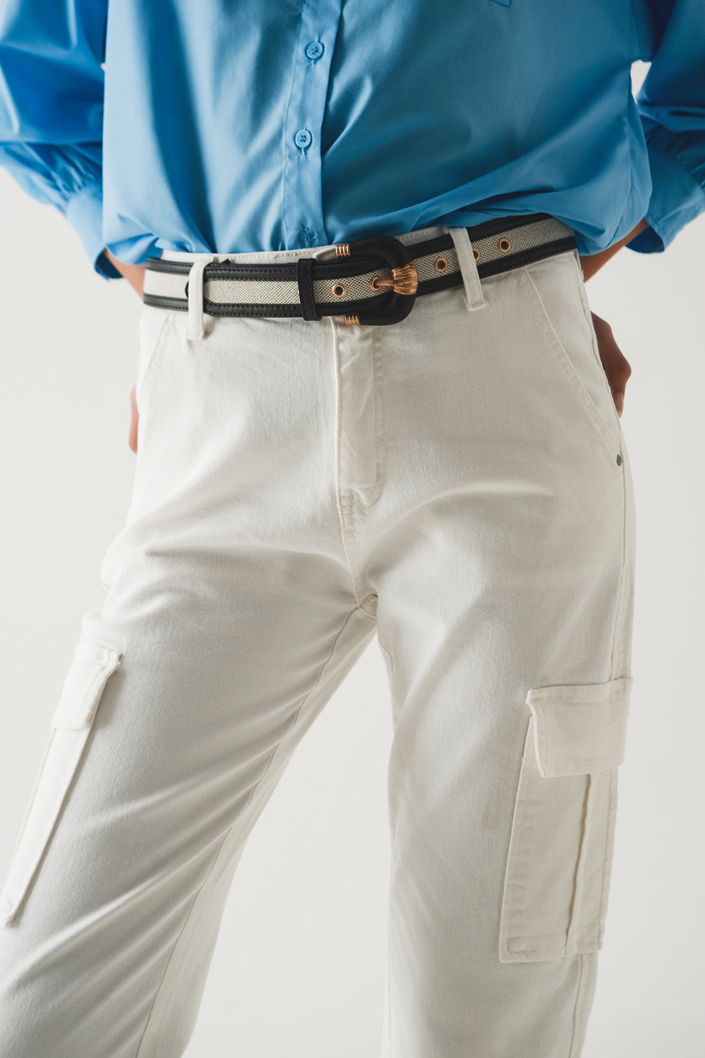 Relaxed cargo pants in white - Coloured Jeans