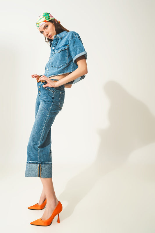Relaxed jeans with rolled hem and exposed buttons in blue - Denim