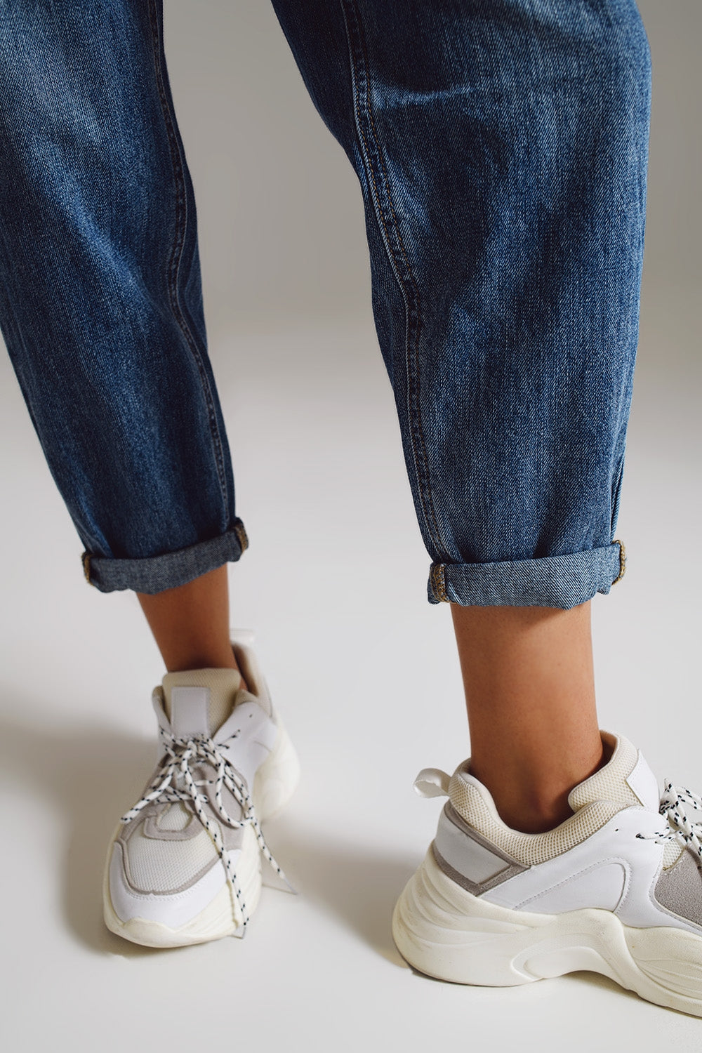 medium washed high-rise mom style jeans - Denim