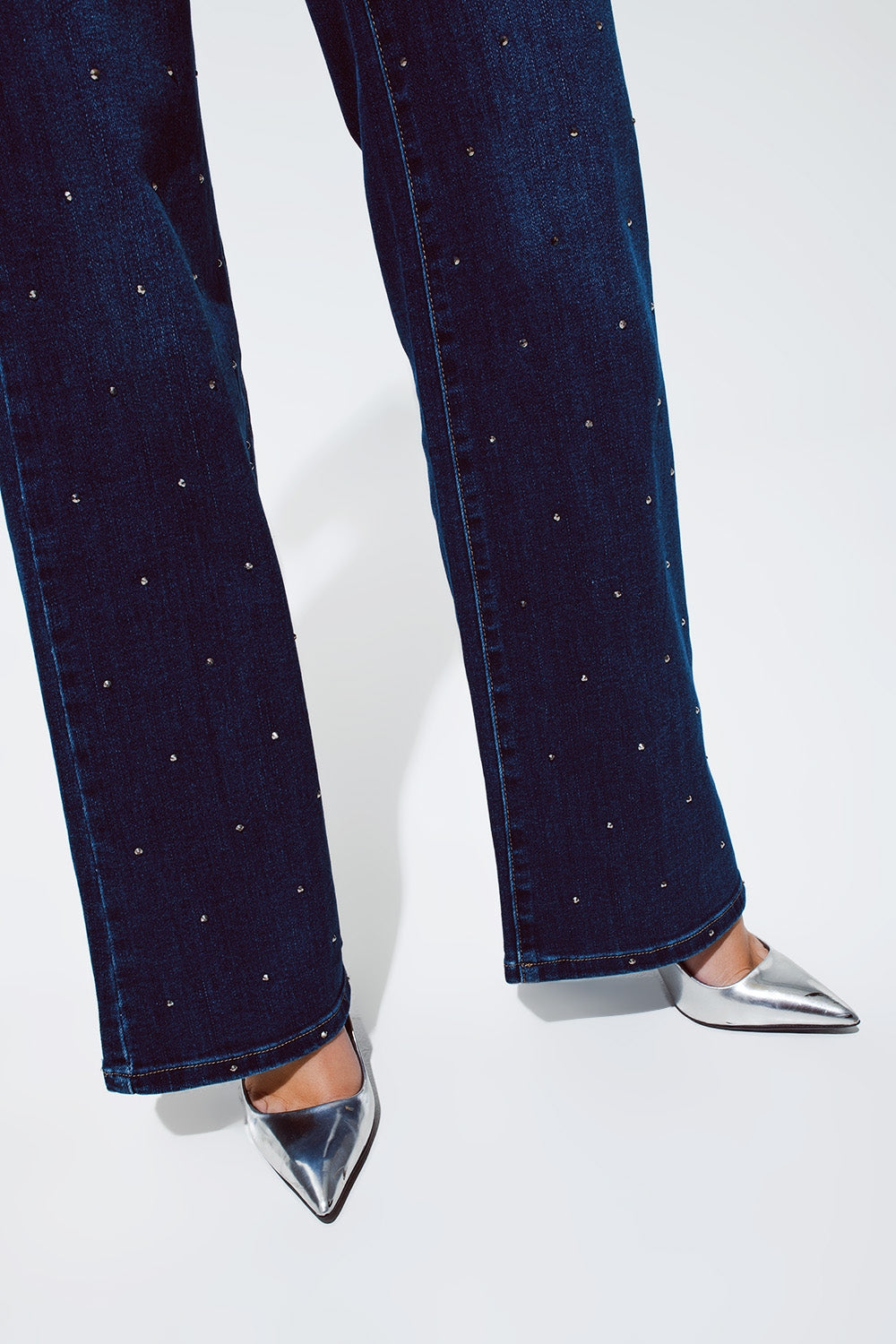 Jean droit en denim avec détails strass, bleu