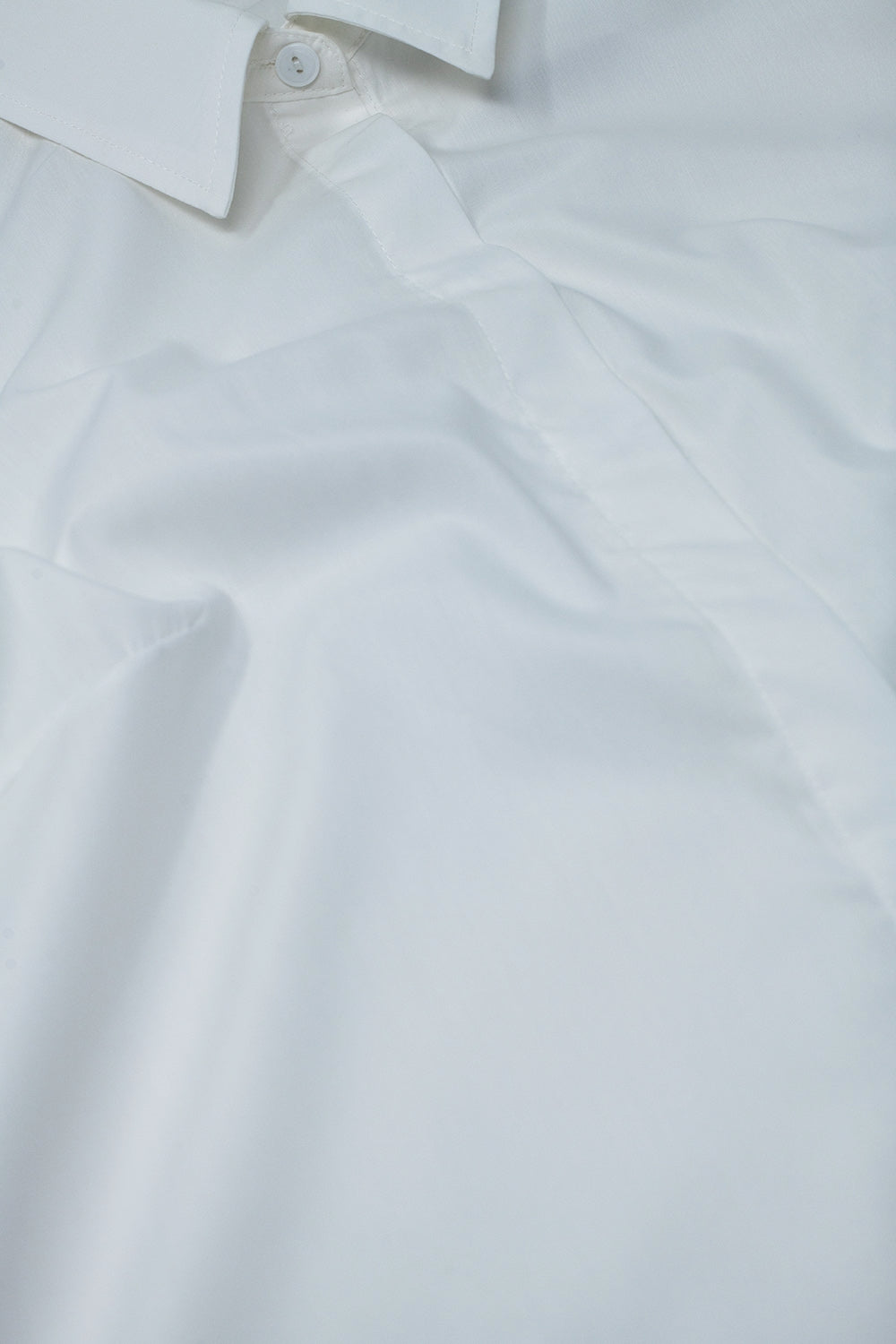 Chemise blanche basique en popeline à manches longues ballon