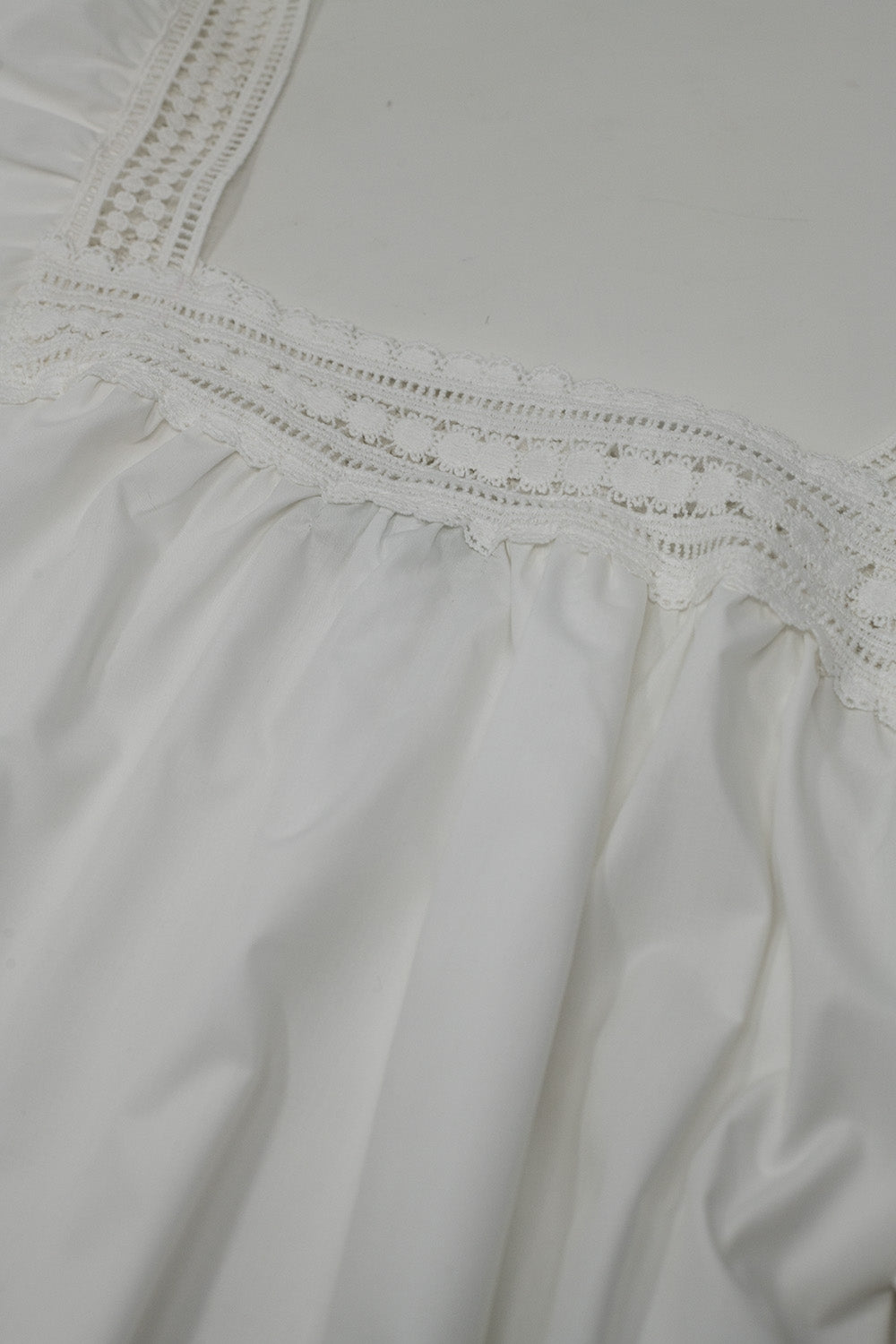 White Top With Square Neckline And Short Sleeves