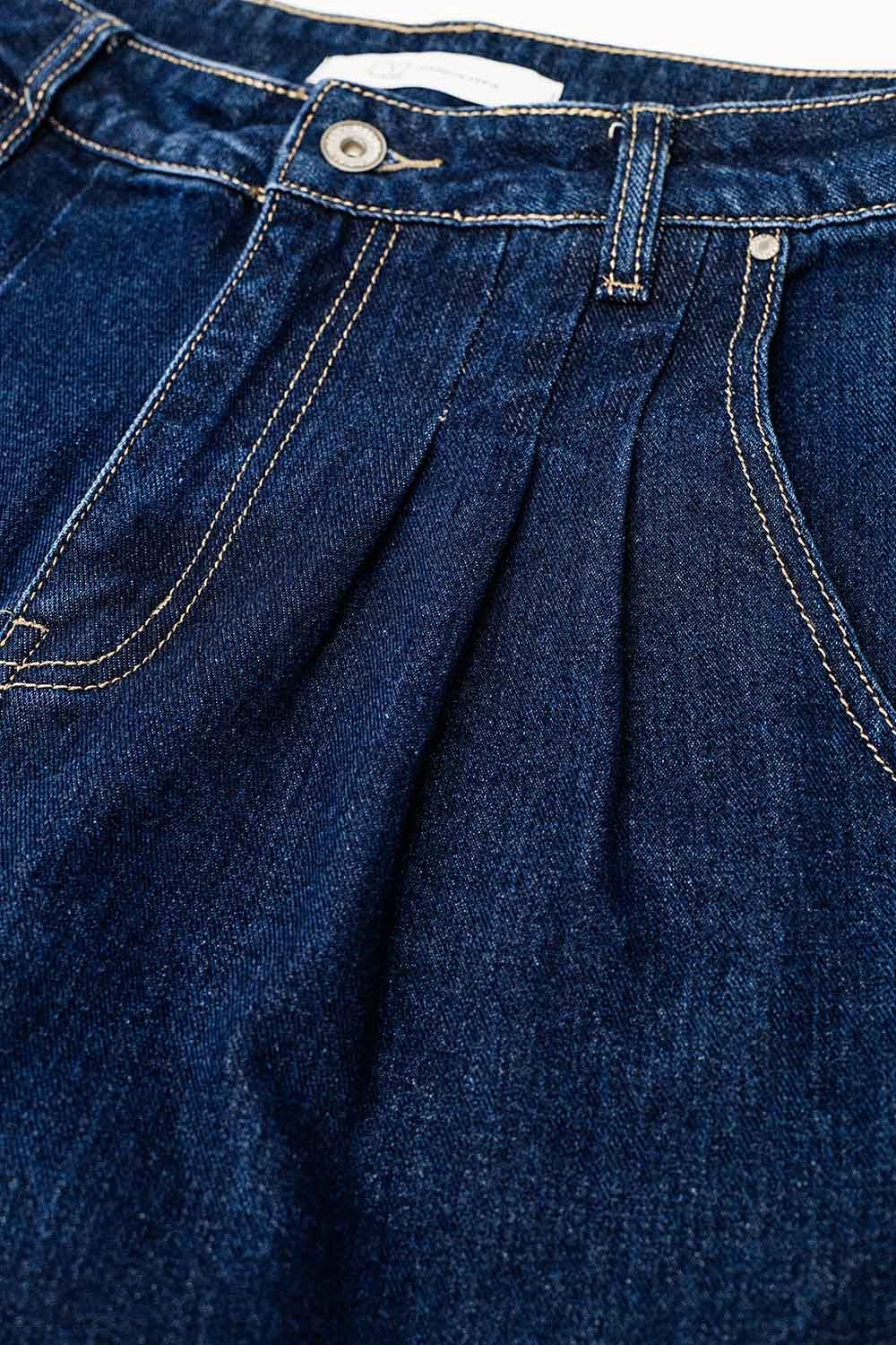 Raw Blue Mom Jeans With Pleated Detail - Denim