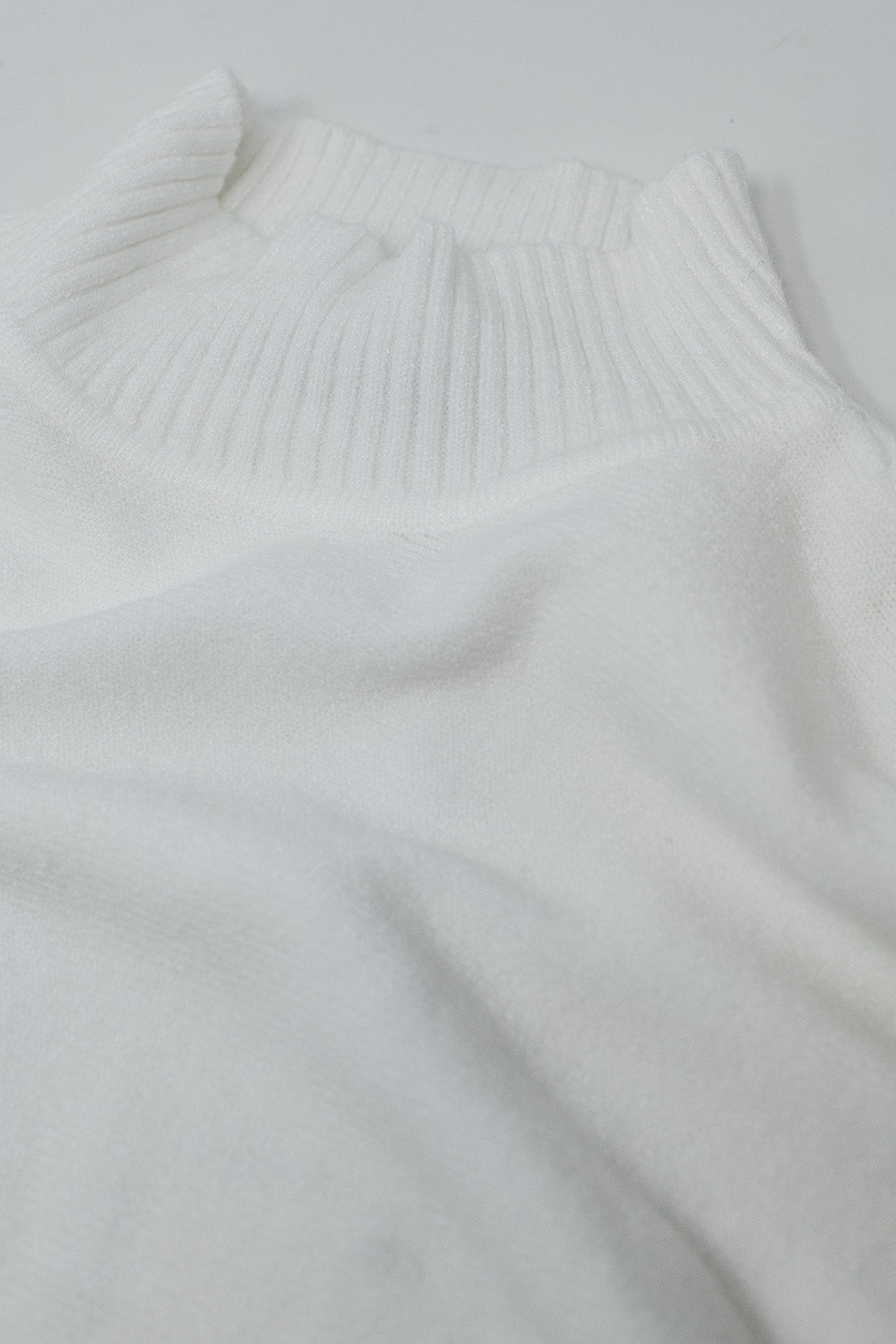 oversized soft knitted white sweater with ribbed sleeves - jumper