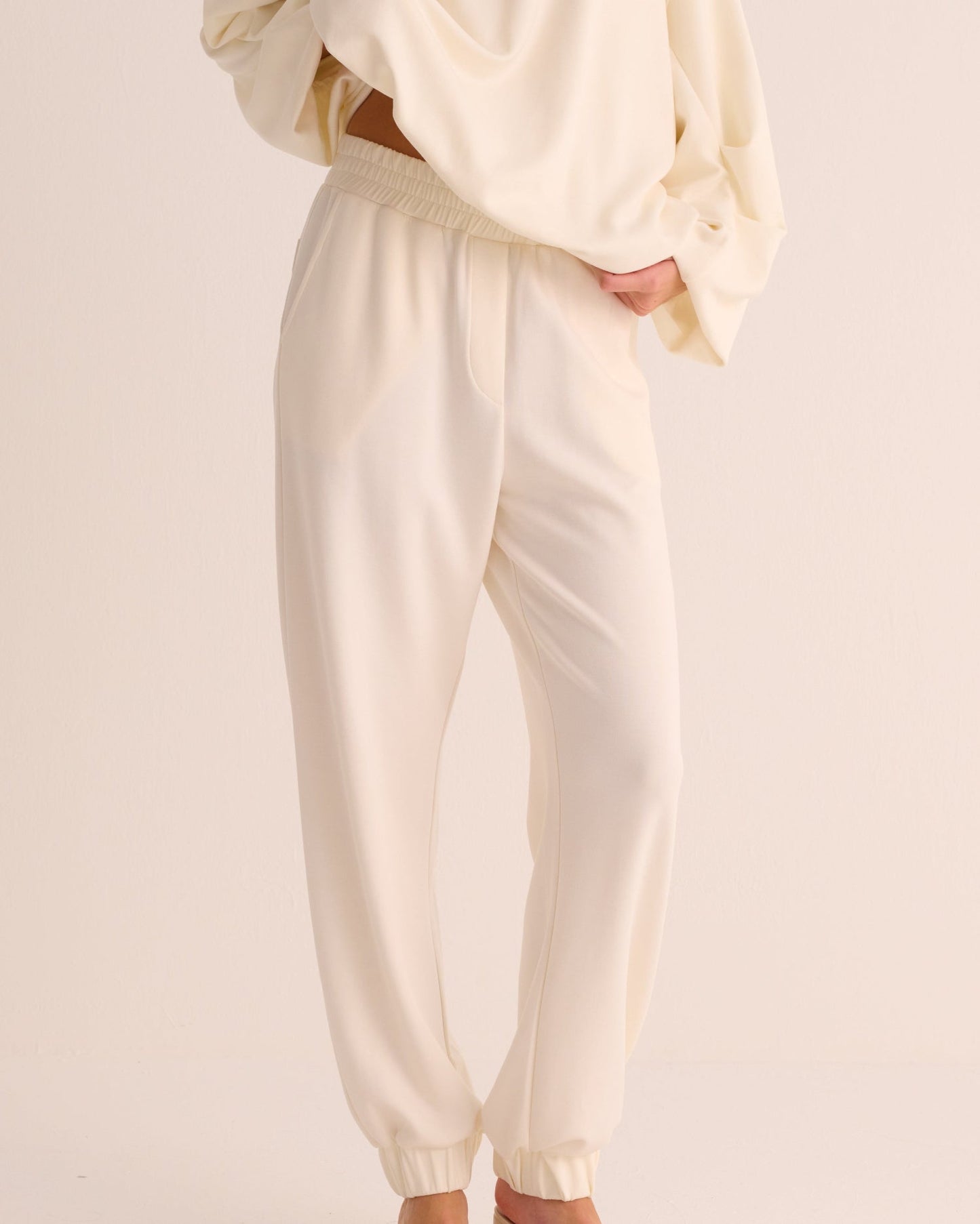 Cloud Dancer Sweatshirt and Joggers Set -
