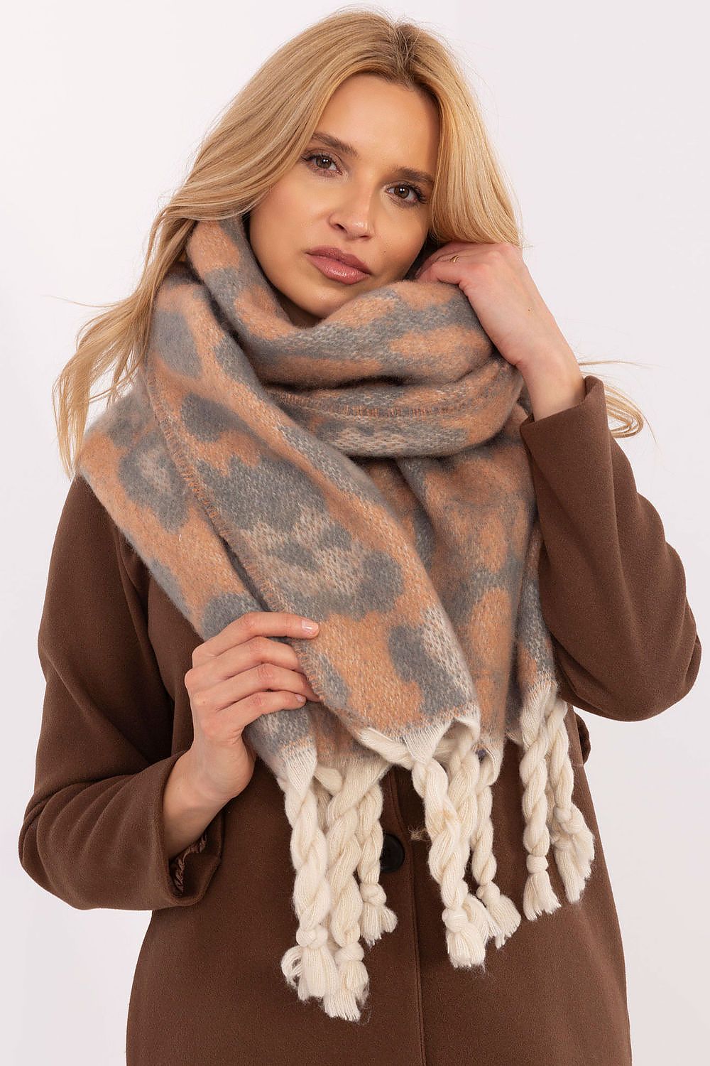 AT Animal Print Shawl for Women - Trendy Fashion Accessory - Scarves
