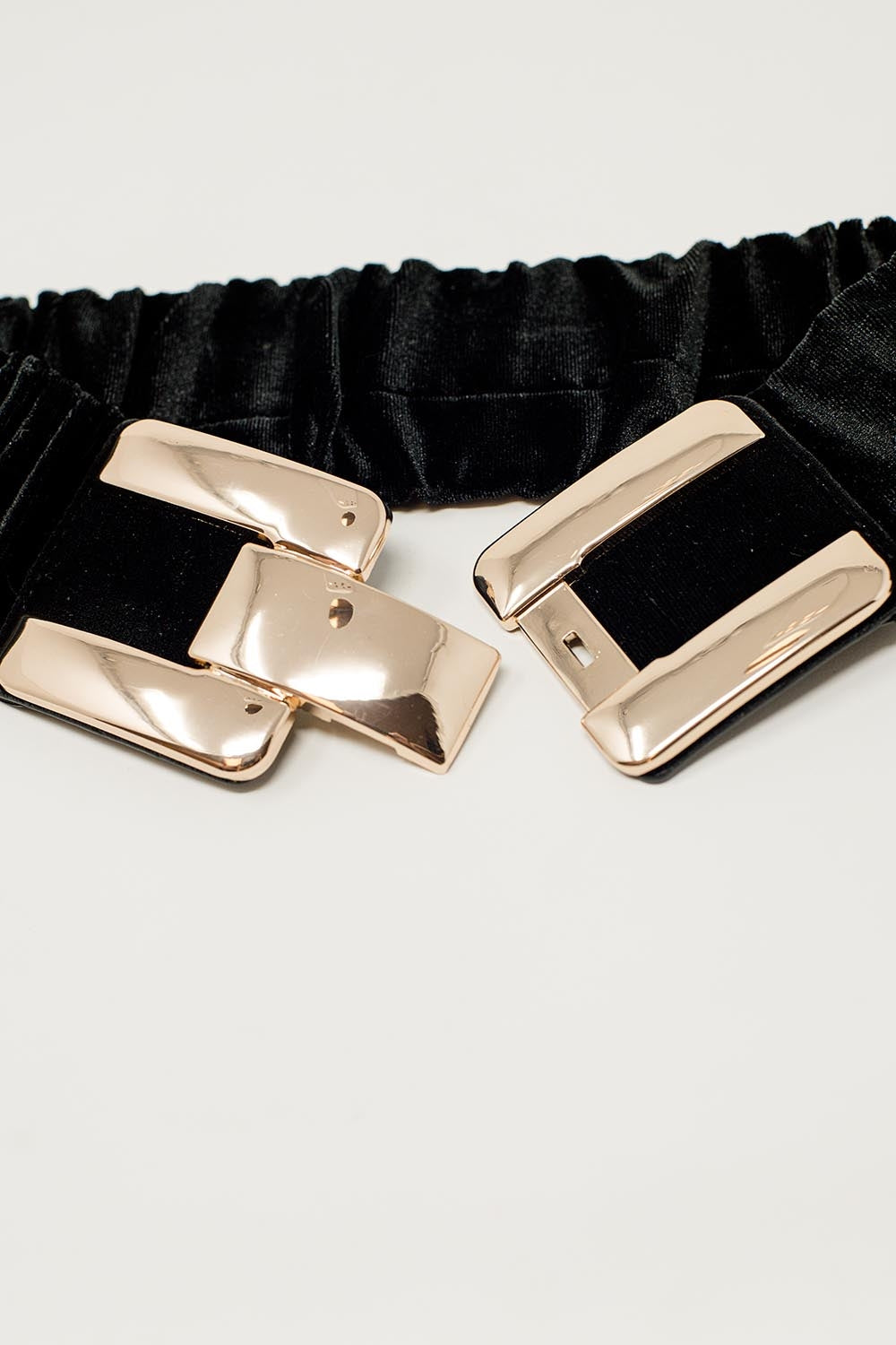 Black elastic velvet belt with metal closure - Belts