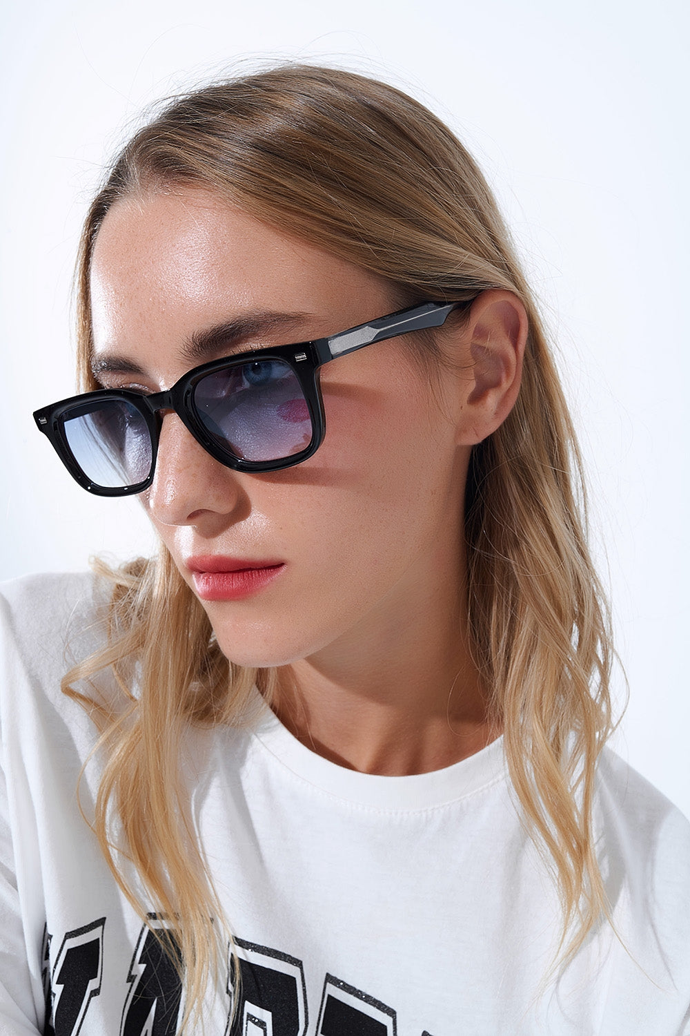 Black Square Sunglasses with Blue Gradient Lenses and metal side detail -