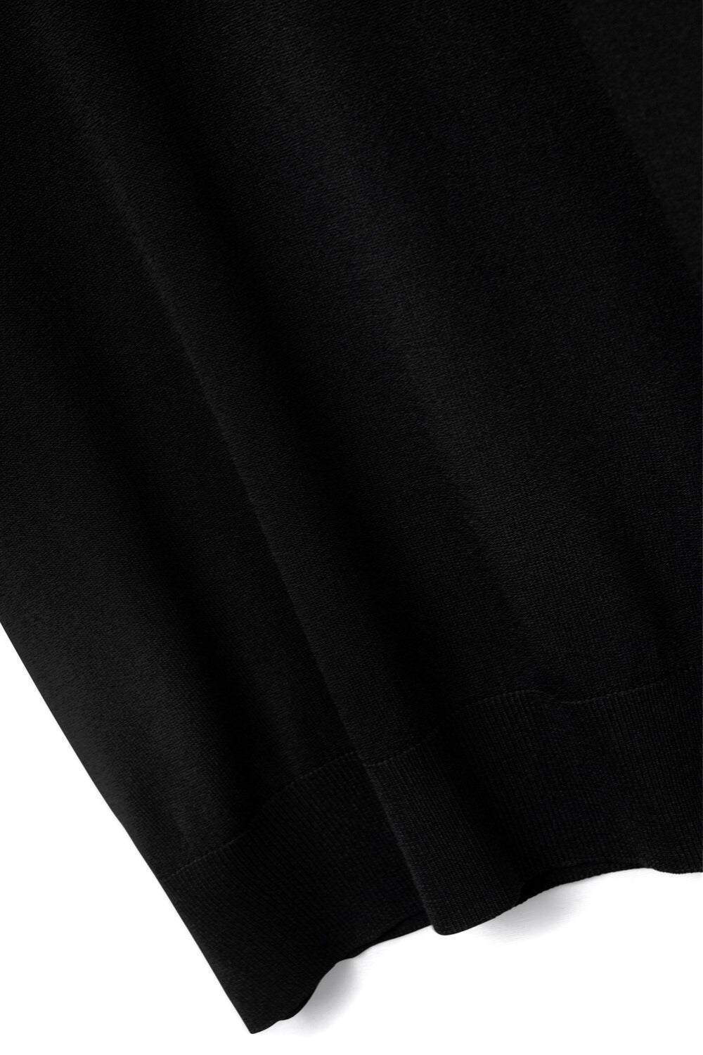 Black turtleneck sweater with fitted short sleeves - Jumpers