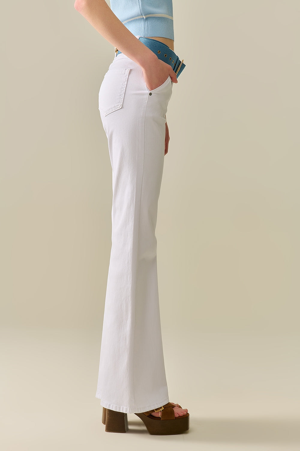 Comfy Stretcy White Flared Pants - Trousers