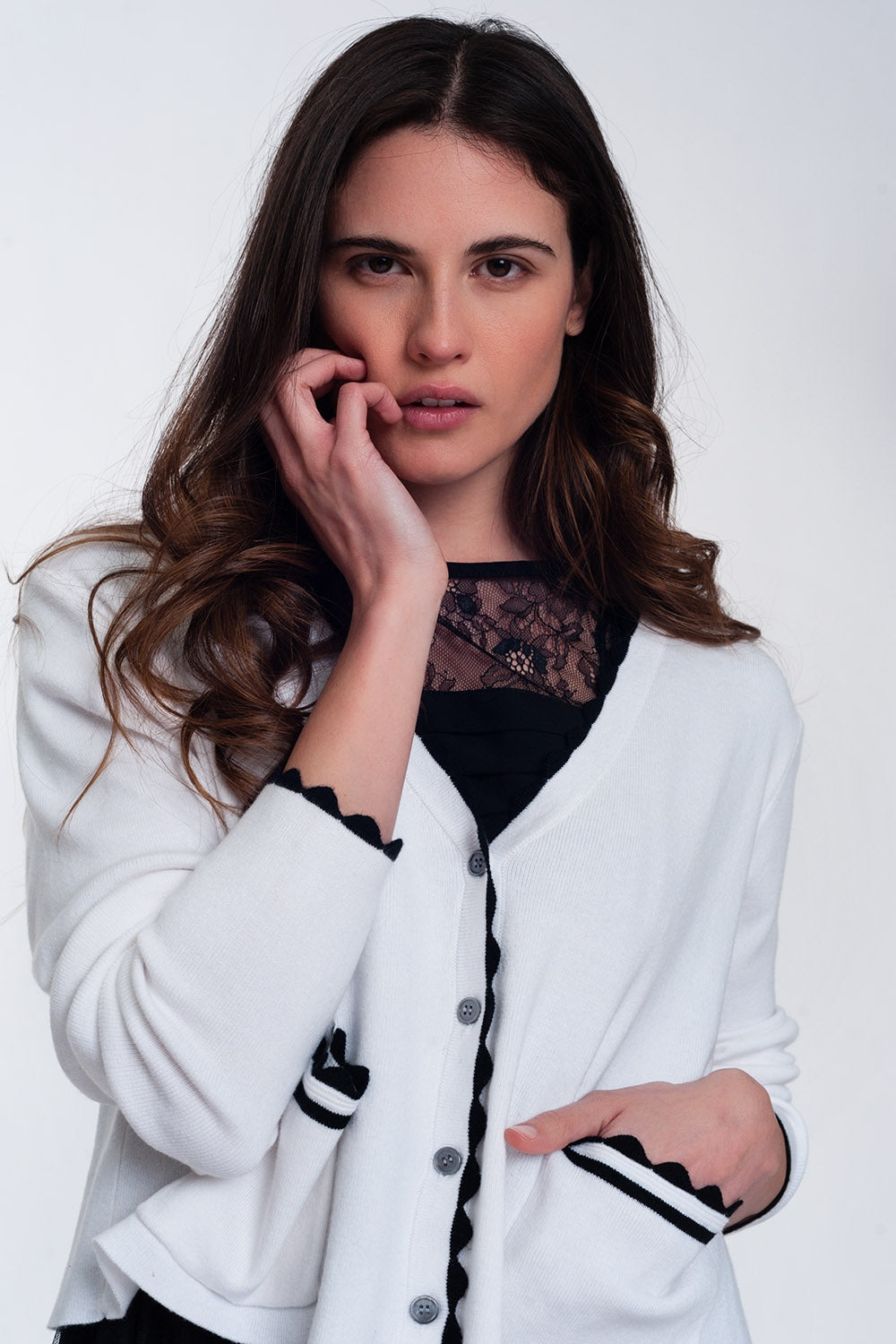 Contrast trim cardigan in white - Cardigans
