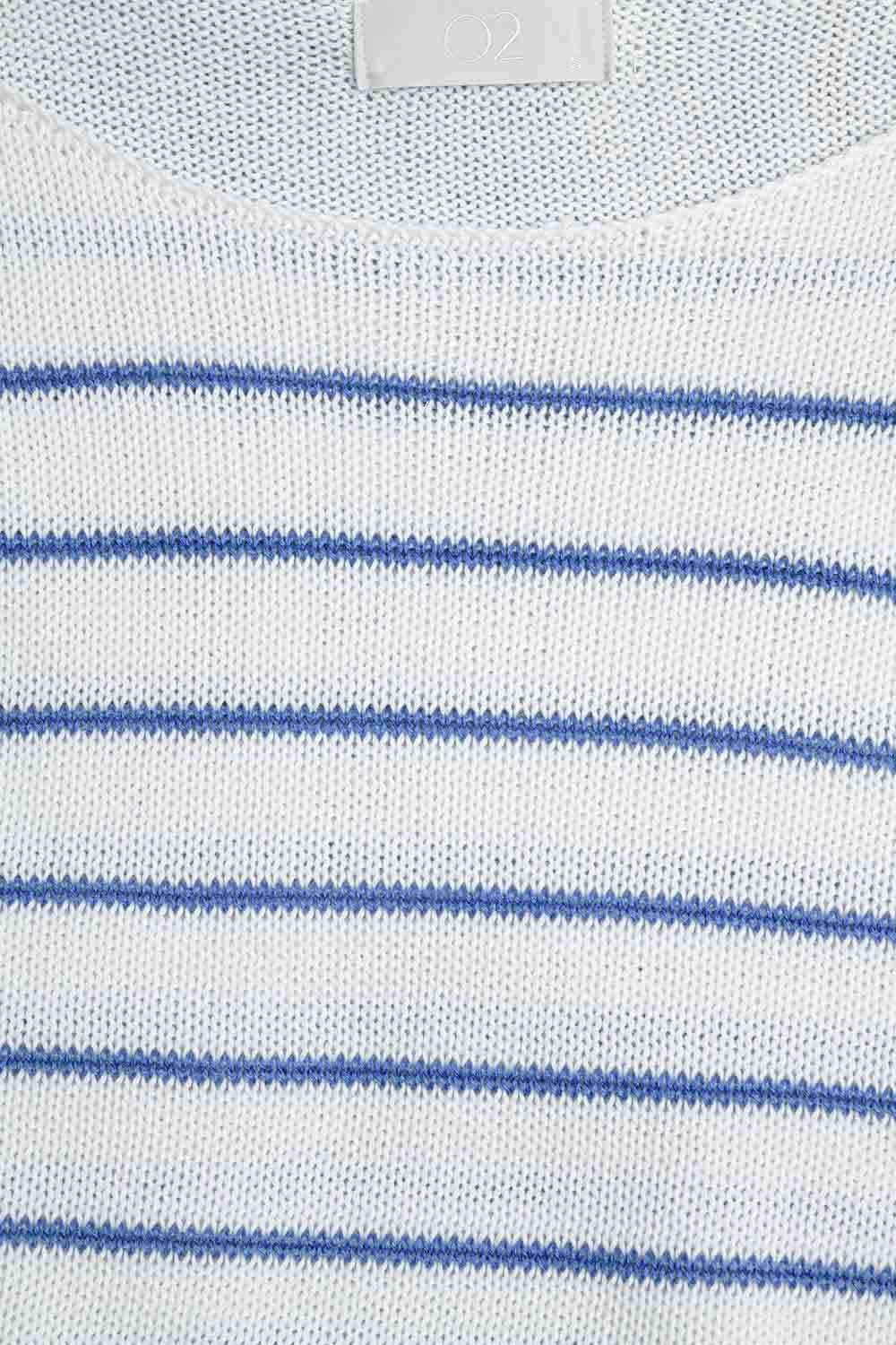 Cream sweater with blue stripes made of fine knit - Jumpers