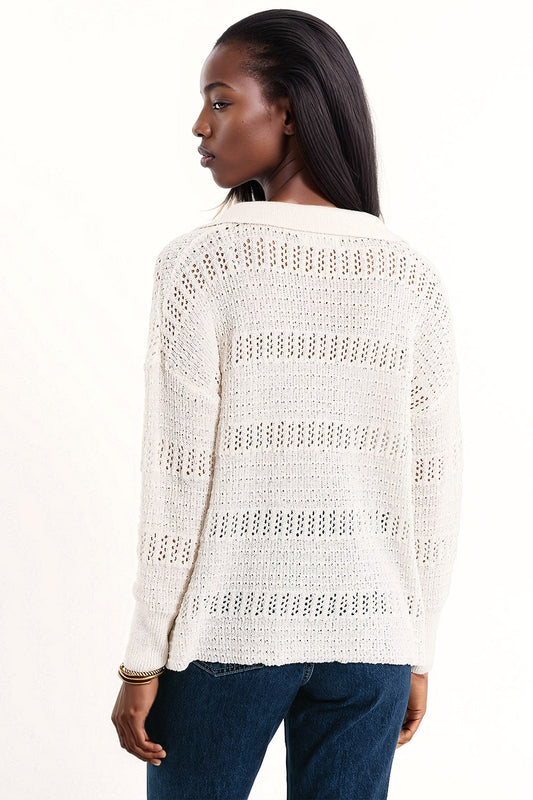 Crochet Knitted Jumper In V-neck With Polo Collar in White - Polos