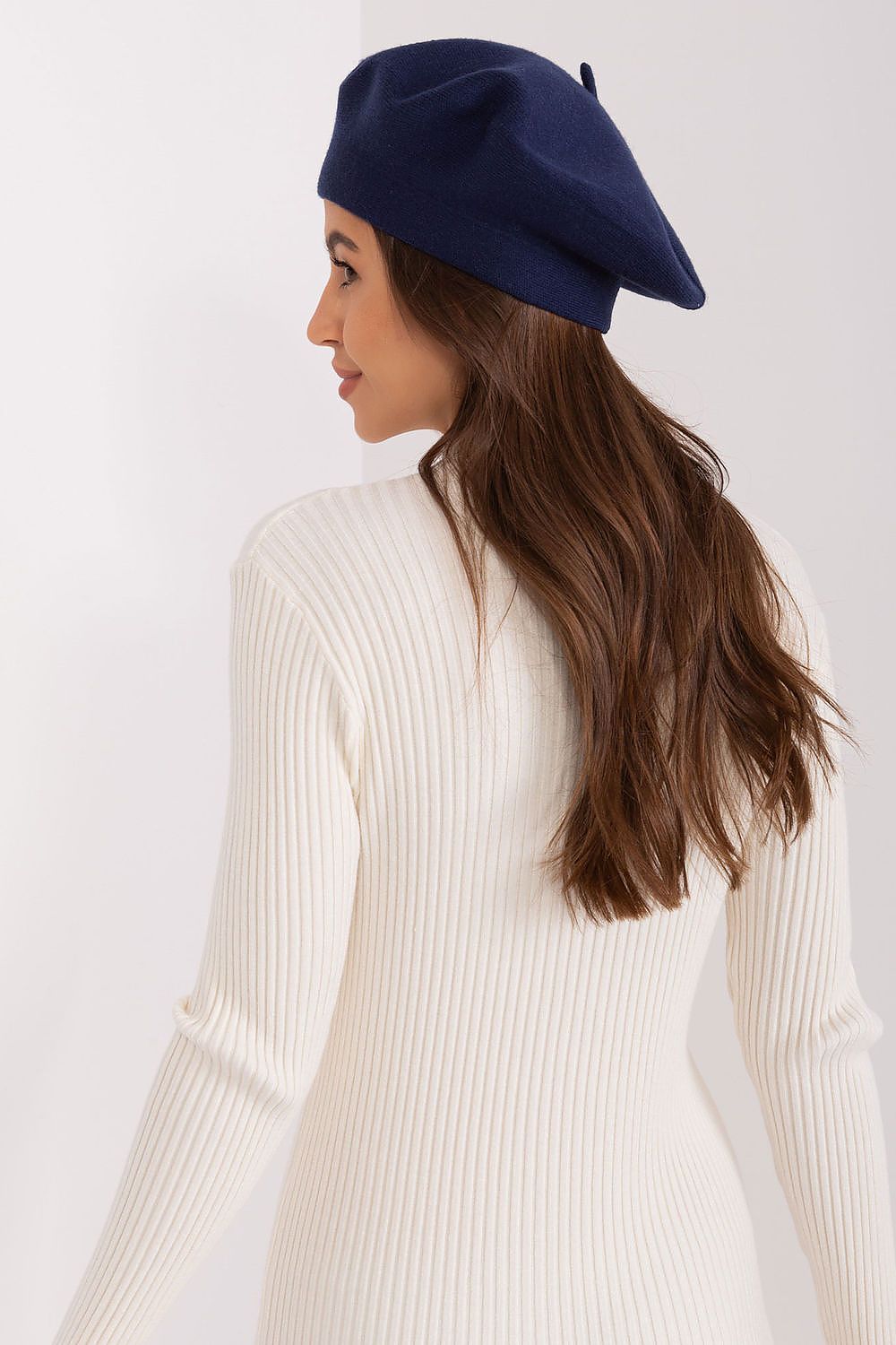 Elegant Beret with Delicate Antenna - Berets